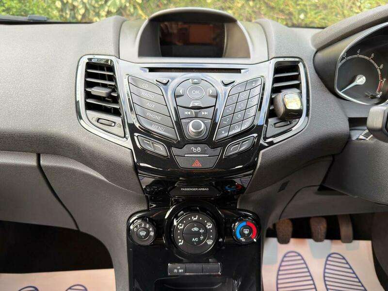 2015 FORD FIESTA 2015 FORD FIESTA