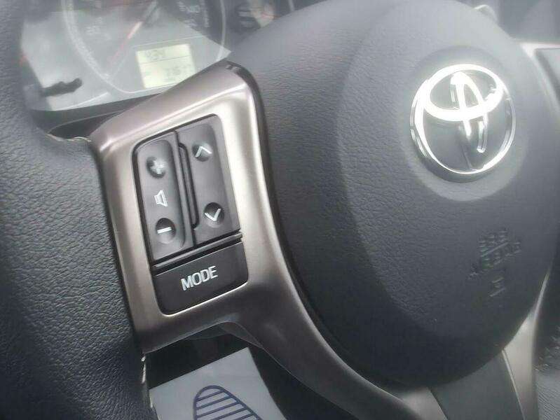 2014 TOYOTA YARIS 2014 TOYOTA YARIS