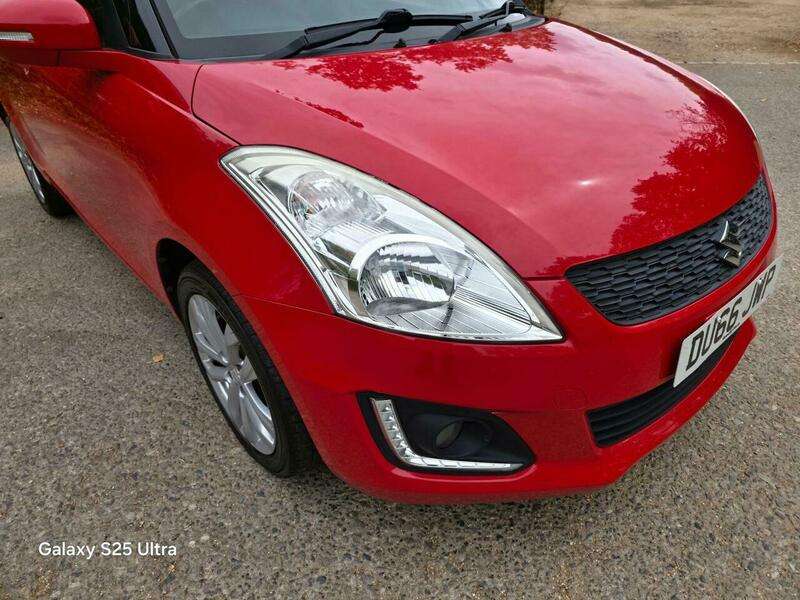 A 2017 SUZUKI SWIFT 1.2 SZ4 Auto Euro 6 5dr A 2017 SUZUKI SWIFT 1.2 SZ4 Auto Euro 6 5dr
