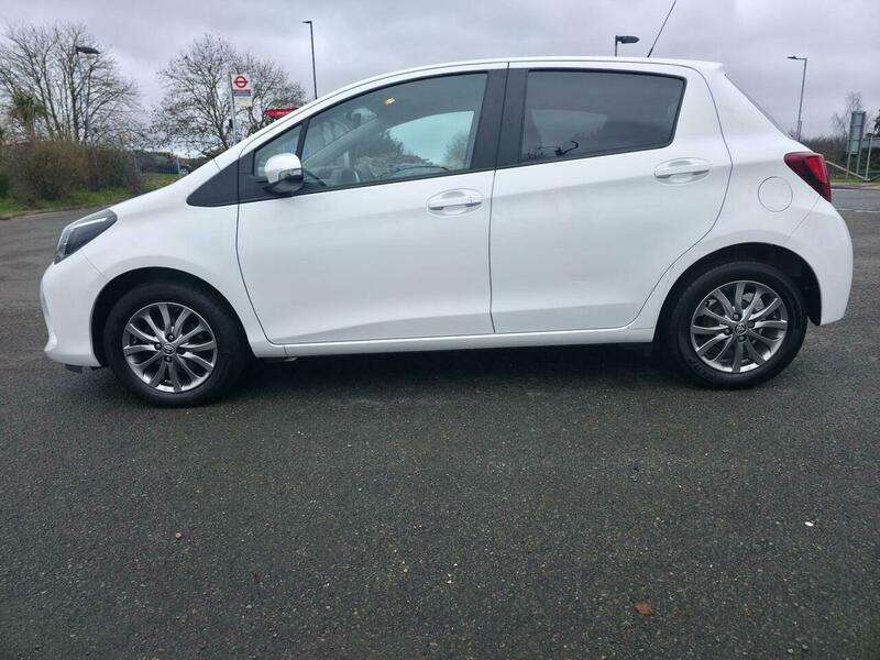 2016 TOYOTA YARIS 2016 TOYOTA YARIS
