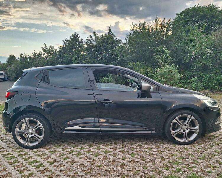 2019 RENAULT CLIO 2019 RENAULT CLIO