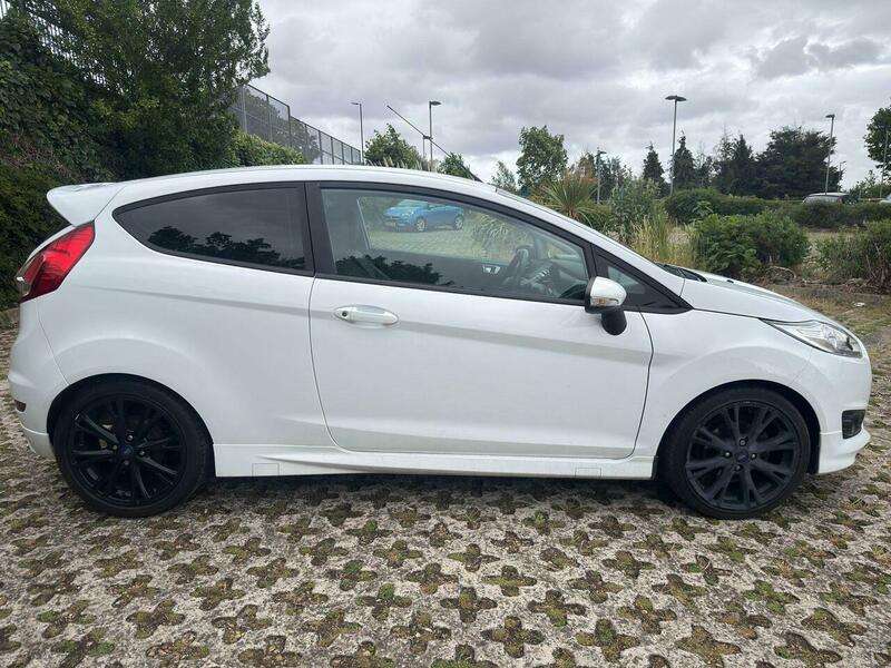 2016 FORD FIESTA 2016 FORD FIESTA