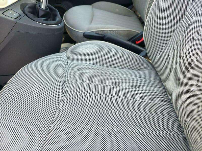 2011 FIAT 500 2011 FIAT 500