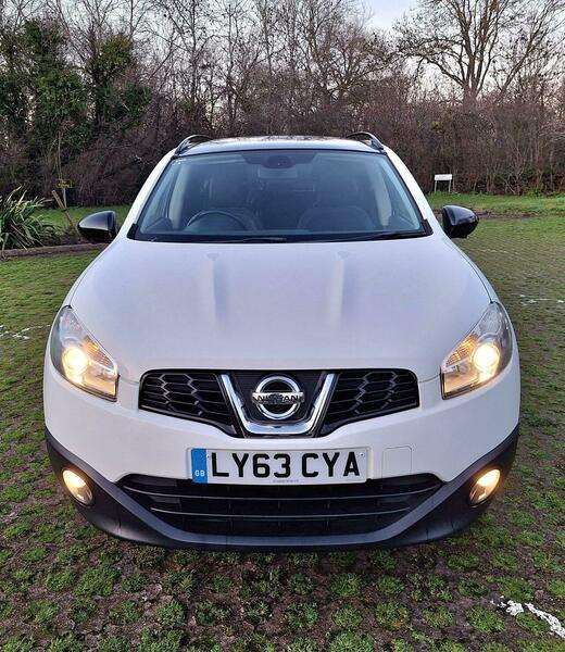 A 2014 NISSAN QASHQAI+2 1.6 360 2WD Euro 5 5dr A 2014 NISSAN QASHQAI+2 1.6 360 2WD Euro 5 5dr