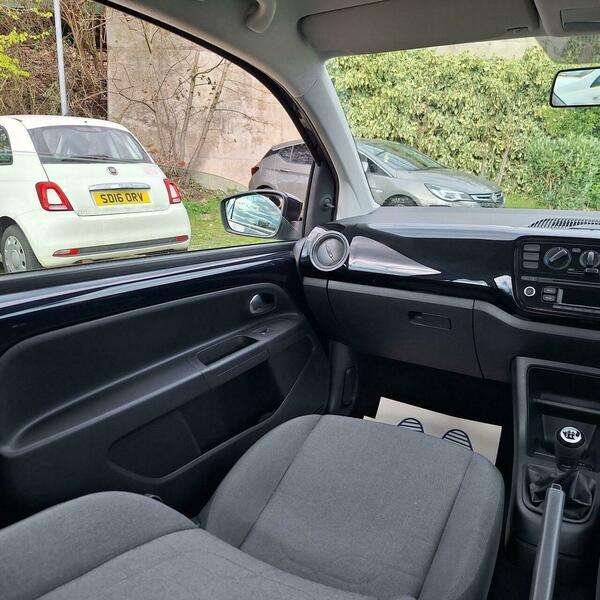 2014 VOLKSWAGEN UP 2014 VOLKSWAGEN UP
