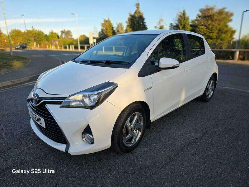 2015 TOYOTA YARIS 2015 TOYOTA YARIS