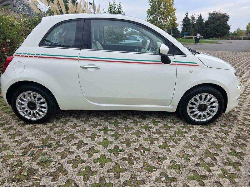 2017 FIAT 500 2017 FIAT 500
