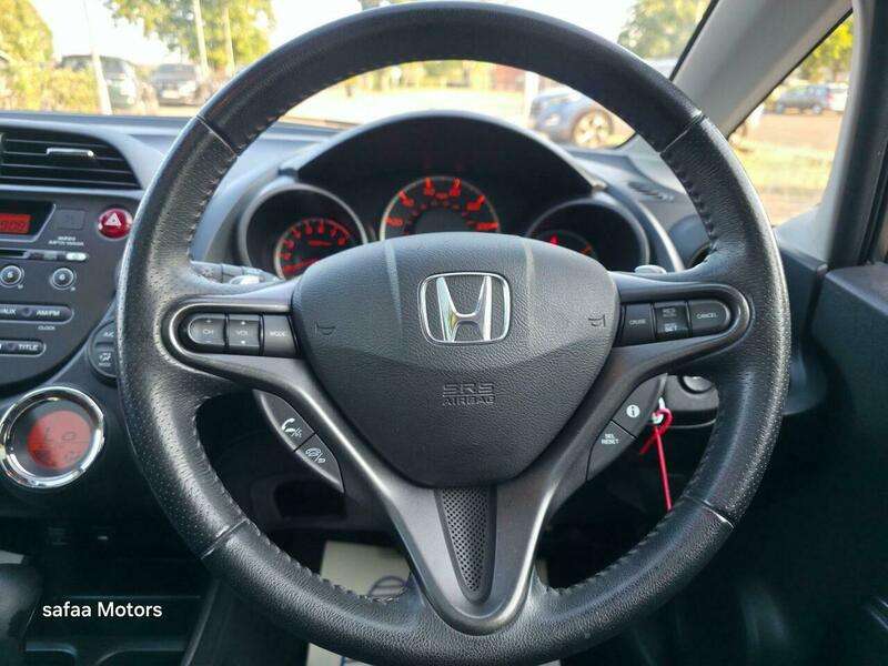 2011 HONDA JAZZ 2011 HONDA JAZZ