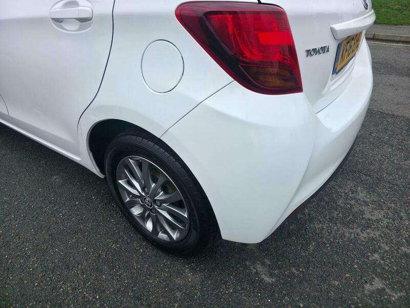 2016 TOYOTA YARIS 2016 TOYOTA YARIS