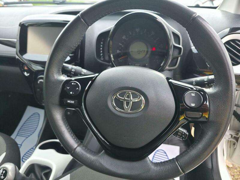 2014 TOYOTA AYGO 2014 TOYOTA AYGO