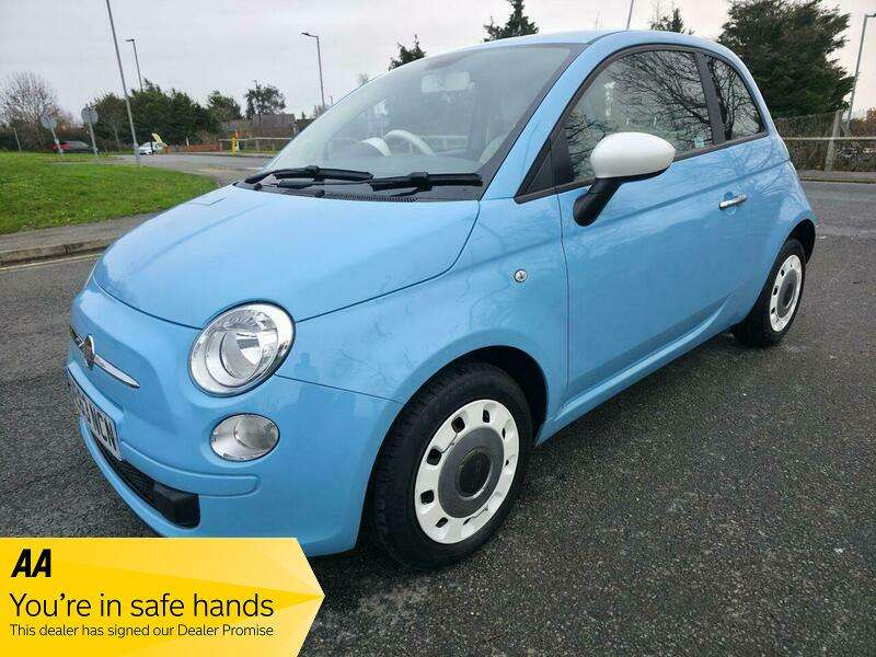 A 2013 FIAT 500 1.2 Colour Therapy Euro 5 (s/s) 3dr A 2013 FIAT 500 1.2 Colour Therapy Euro 5 (s/s) 3dr