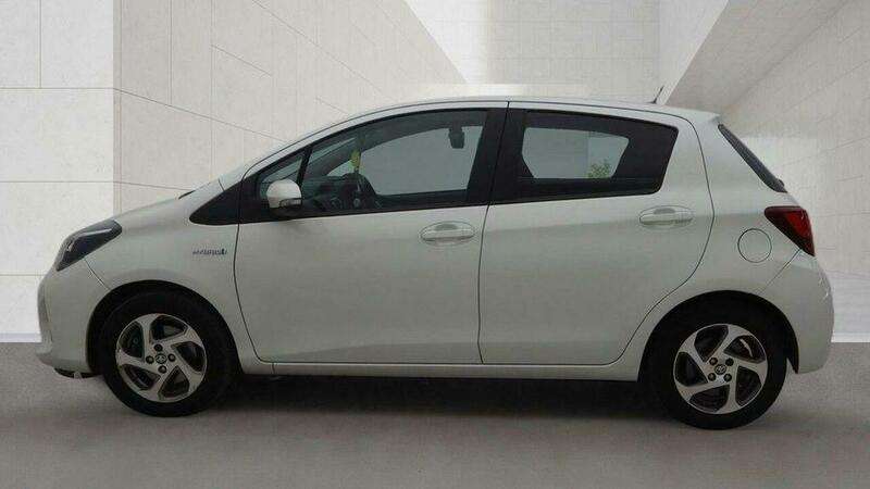 2016 TOYOTA YARIS 2016 TOYOTA YARIS