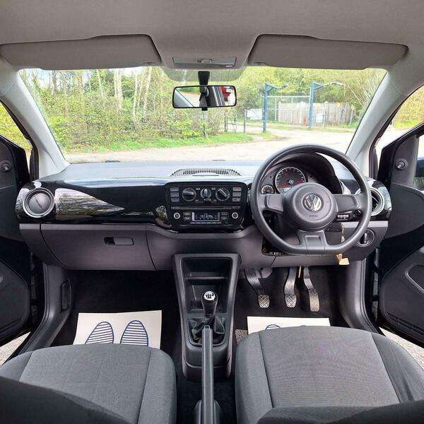 2014 VOLKSWAGEN UP 2014 VOLKSWAGEN UP