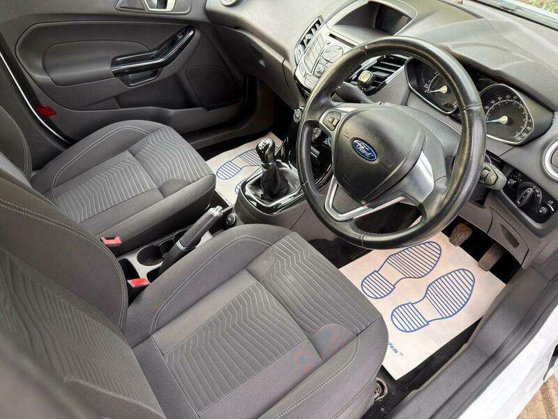 2015 FORD FIESTA 2015 FORD FIESTA