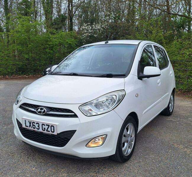 A 2013 HYUNDAI I10 1.2 Active Euro 5 5dr A 2013 HYUNDAI I10 1.2 Active Euro 5 5dr