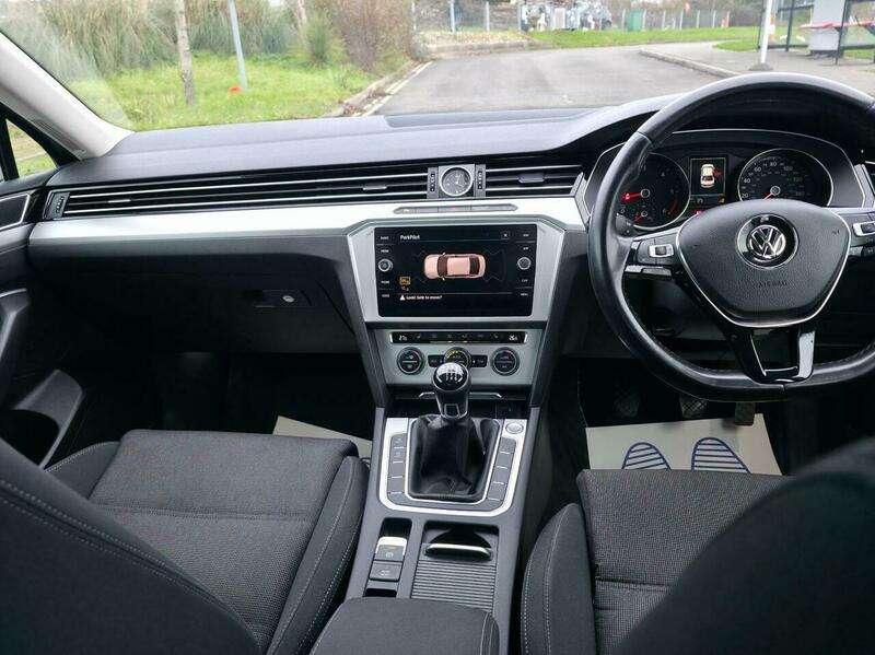 2018 VOLKSWAGEN PASSAT 2018 VOLKSWAGEN PASSAT