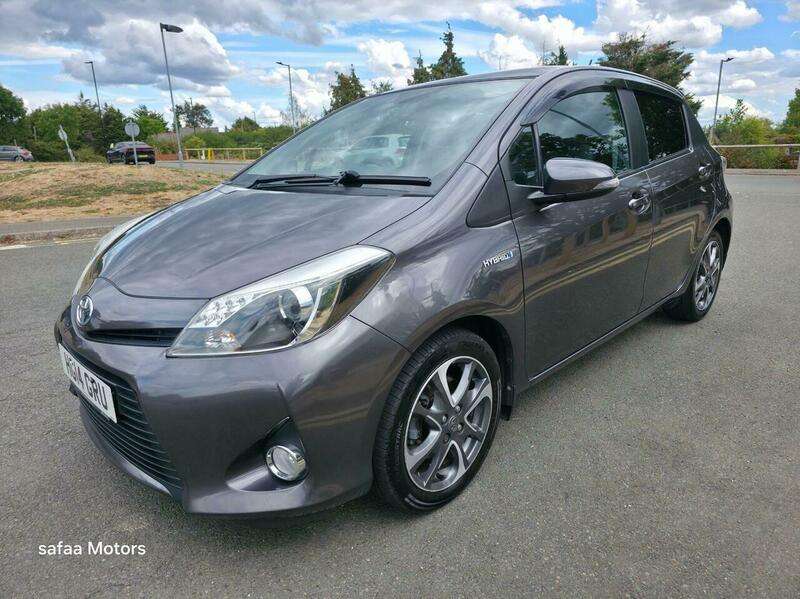 A 2014 TOYOTA YARIS 1.5 VVT-h Trend CVT Euro 5 5dr A 2014 TOYOTA YARIS 1.5 VVT-h Trend CVT Euro 5 5dr