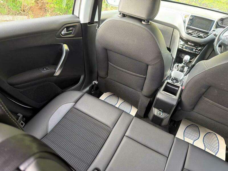 2016 PEUGEOT 2008 2016 PEUGEOT 2008