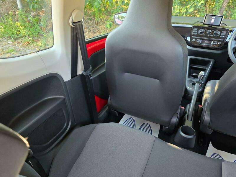 2015 VOLKSWAGEN UP 2015 VOLKSWAGEN UP