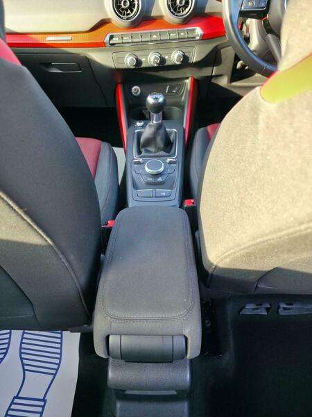 2017 AUDI Q2 2017 AUDI Q2