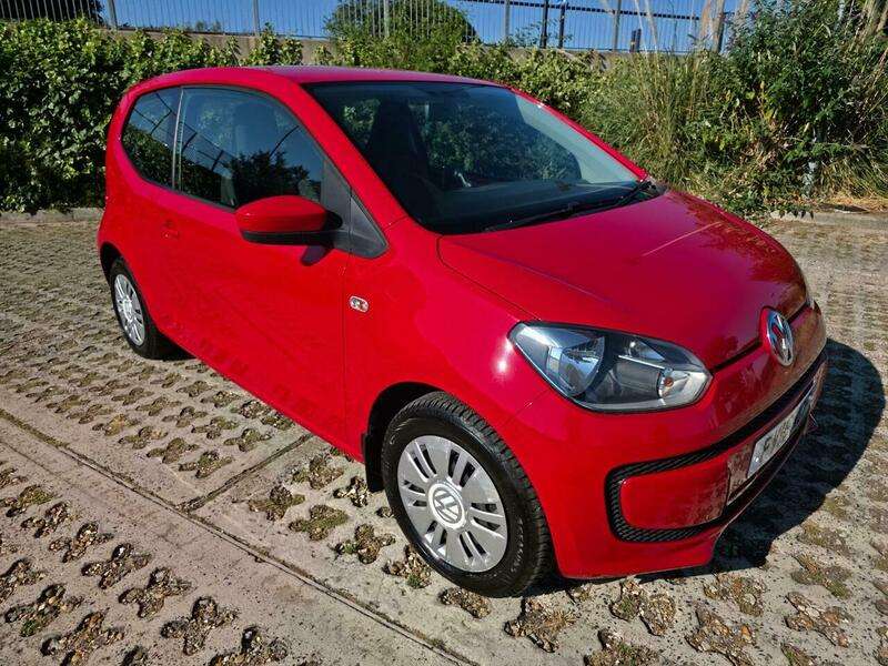 A 2015 VOLKSWAGEN UP 1.0 Move up! ASG Euro 5 3dr A 2015 VOLKSWAGEN UP 1.0 Move up! ASG Euro 5 3dr