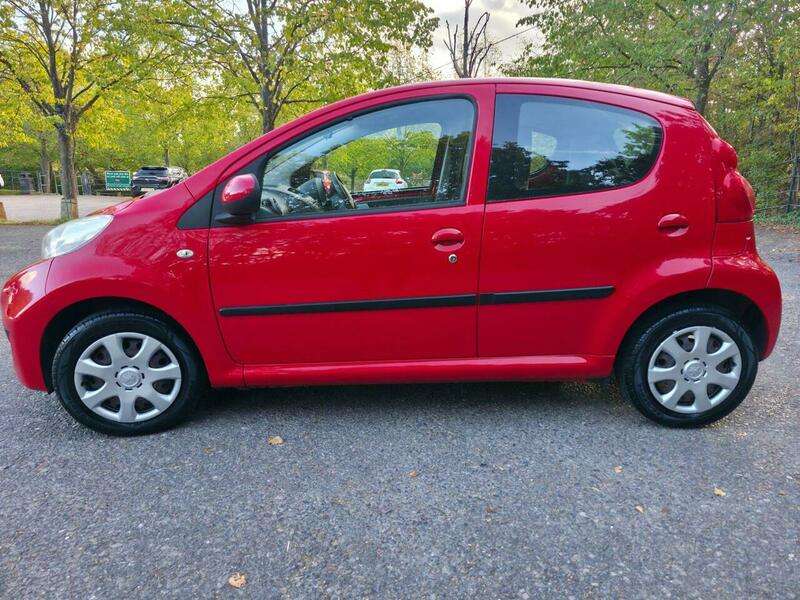 2010 PEUGEOT 107 2010 PEUGEOT 107
