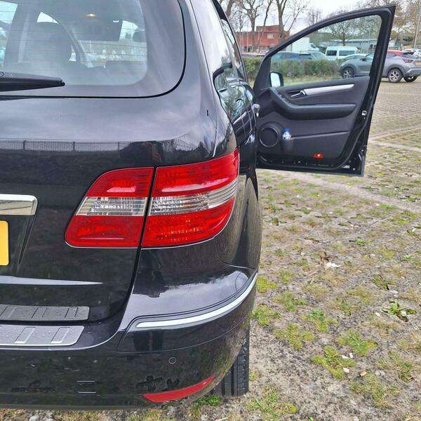 2011 MERCEDES-BENZ B CLASS 2011 MERCEDES-BENZ B CLASS