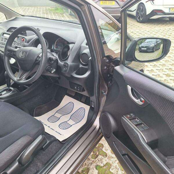 2011 HONDA JAZZ 2011 HONDA JAZZ