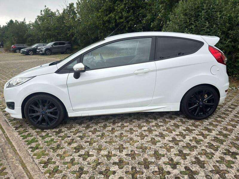 2016 FORD FIESTA 2016 FORD FIESTA