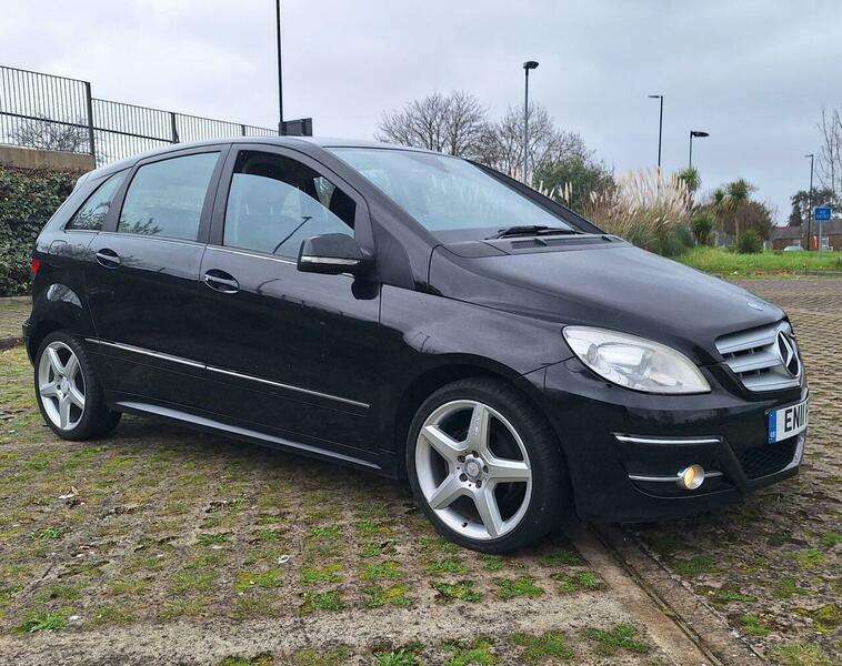 2011 MERCEDES-BENZ B CLASS 2011 MERCEDES-BENZ B CLASS