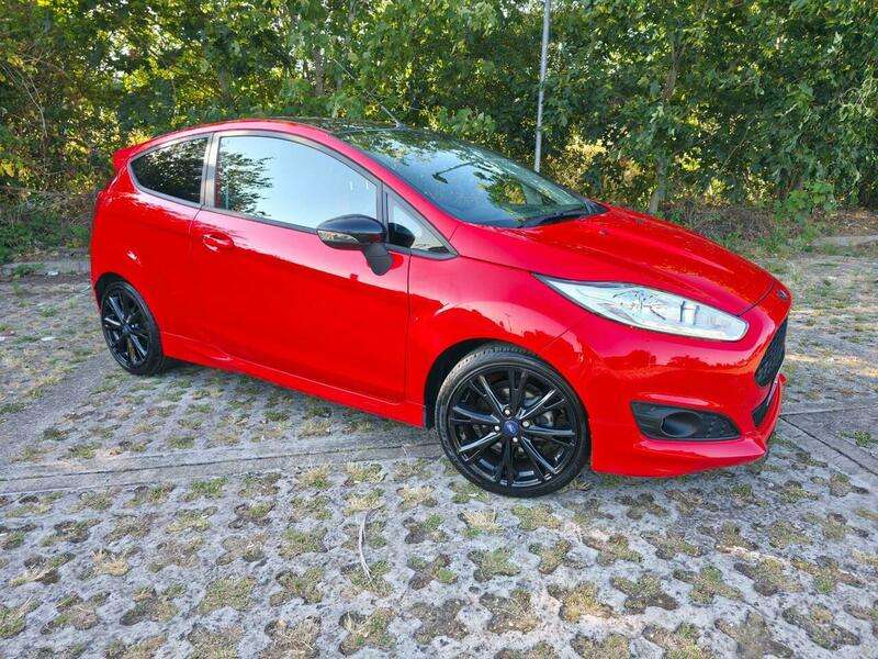A 2015 FORD FIESTA 1.0T EcoBoost Zetec S Euro 6 (s/s) 3dr A 2015 FORD FIESTA 1.0T EcoBoost Zetec S Euro 6 (s/s) 3dr