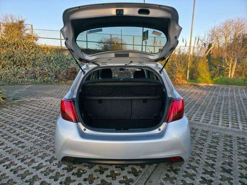 2016 TOYOTA YARIS 2016 TOYOTA YARIS