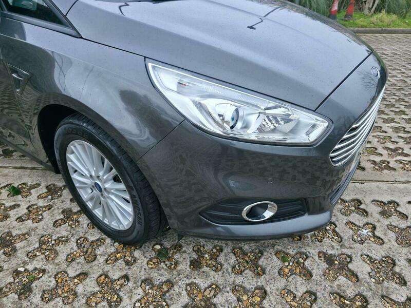 A 2019 FORD S-MAX 2.0 EcoBlue Zetec Auto Euro 6 (s/s) 5dr A 2019 FORD S-MAX 2.0 EcoBlue Zetec Auto Euro 6 (s/s) 5dr