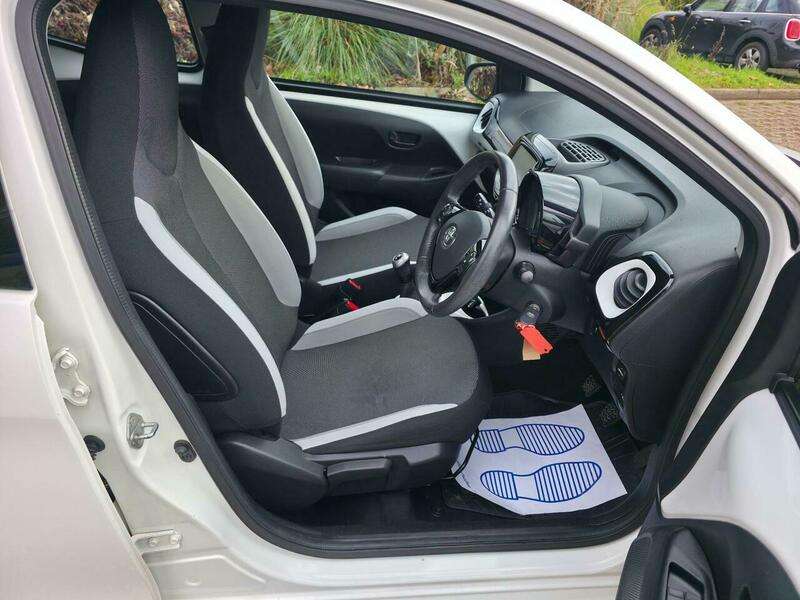 2014 TOYOTA AYGO 2014 TOYOTA AYGO