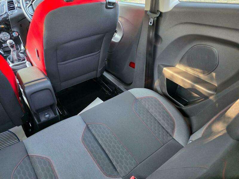 2015 FORD FIESTA 2015 FORD FIESTA