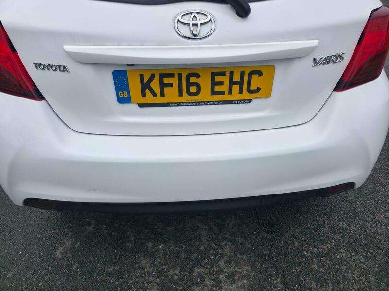 2016 TOYOTA YARIS 2016 TOYOTA YARIS