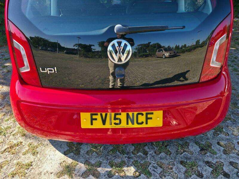 2015 VOLKSWAGEN UP 2015 VOLKSWAGEN UP