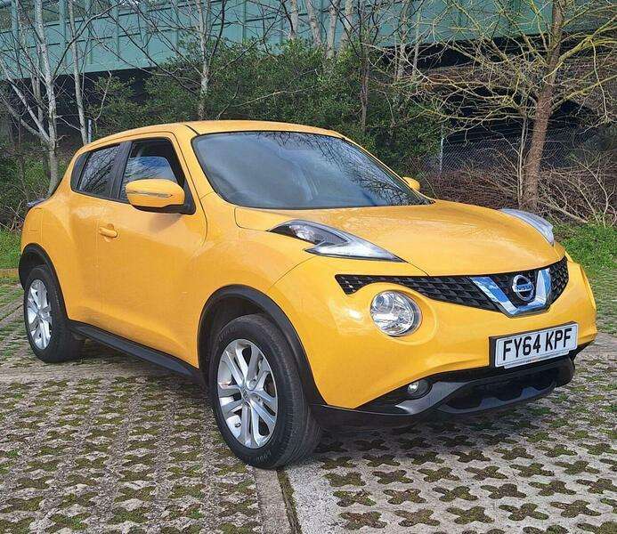 A 2014 NISSAN JUKE 1.6 Acenta SUV 5dr Petrol XTRON Euro 5 (117 ps) A 2014 NISSAN JUKE 1.6 Acenta SUV 5dr Petrol XTRON Euro 5 (117 ps)