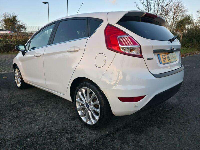 2016 FORD FIESTA 2016 FORD FIESTA