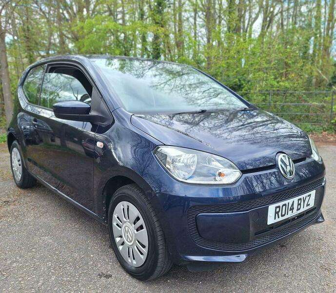 A 2014 VOLKSWAGEN UP 1.0 Move up! Euro 5 3dr A 2014 VOLKSWAGEN UP 1.0 Move up! Euro 5 3dr