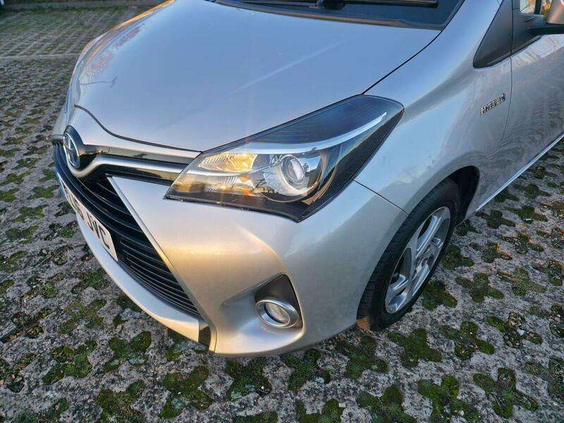 2016 TOYOTA YARIS 2016 TOYOTA YARIS