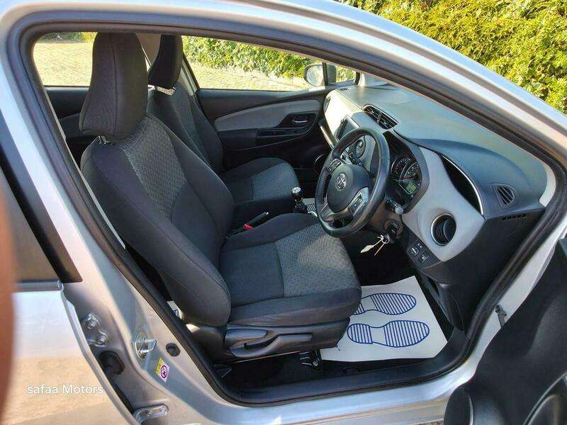 2015 TOYOTA YARIS 2015 TOYOTA YARIS
