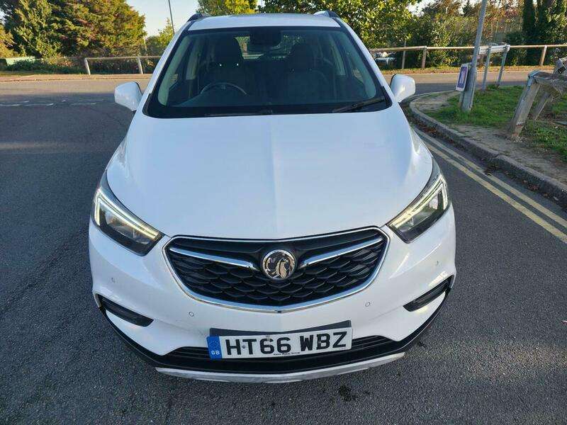 A 2017 VAUXHALL MOKKA 1.6i Active Euro 6 (s/s) 5dr A 2017 VAUXHALL MOKKA 1.6i Active Euro 6 (s/s) 5dr