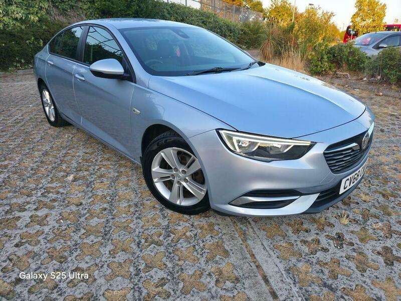A 2018 VAUXHALL INSIGNIA 1.5i Turbo GPF Design Grand Sport Euro 6 (s/s) 5dr A 2018 VAUXHALL INSIGNIA 1.5i Turbo GPF Design Grand Sport Euro 6 (s/s) 5dr