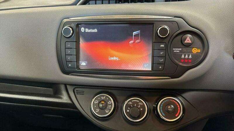 2015 TOYOTA YARIS 2015 TOYOTA YARIS