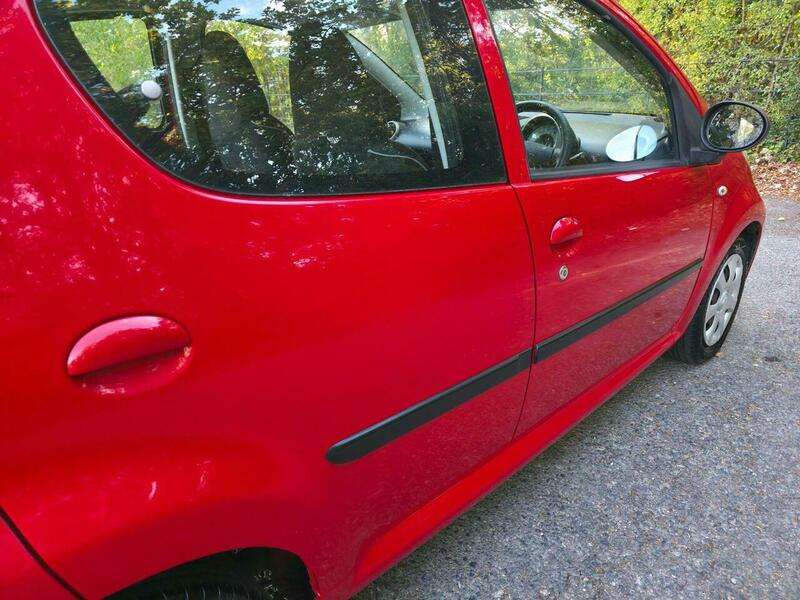 2010 PEUGEOT 107 2010 PEUGEOT 107