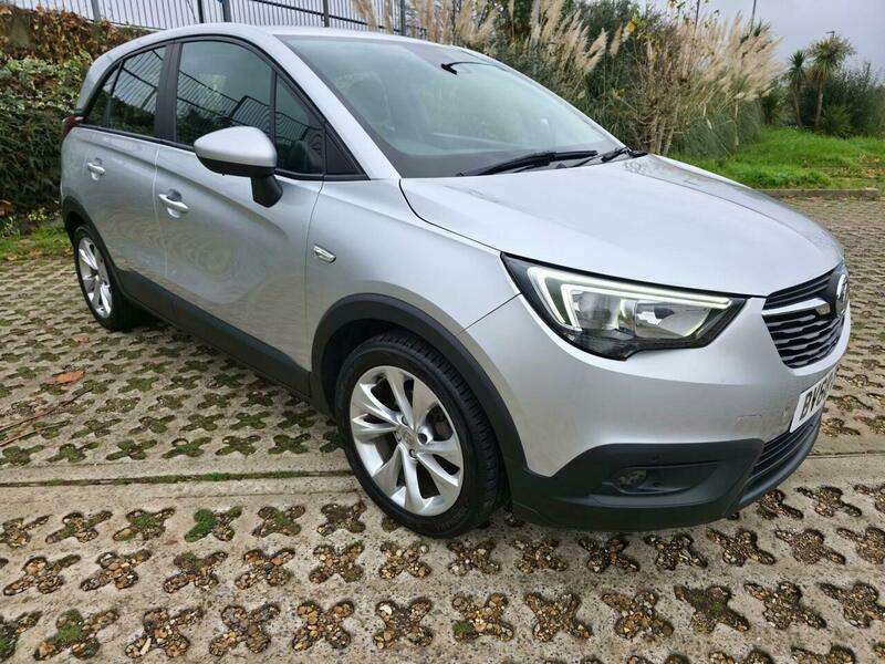Check out this Vauxhall Crossland X 2018 Petrol Manual
