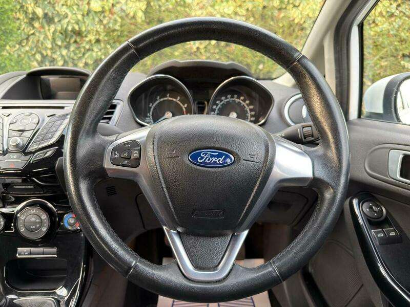 2015 FORD FIESTA 2015 FORD FIESTA
