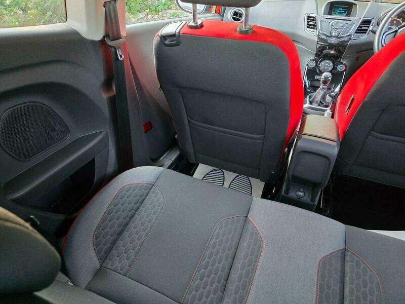 2015 FORD FIESTA 2015 FORD FIESTA