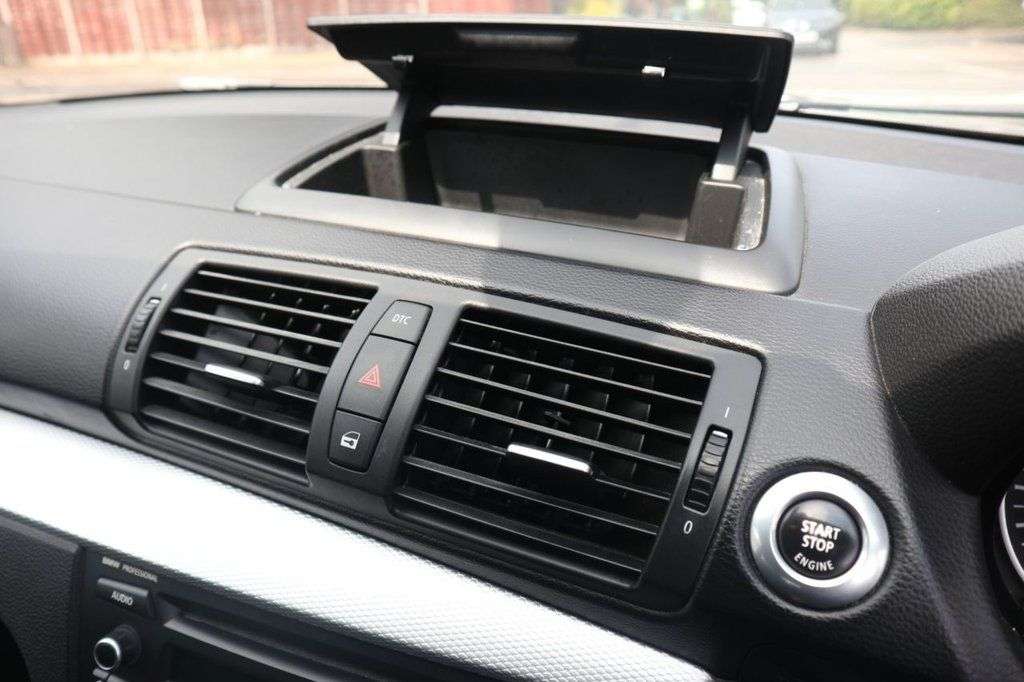 2010 BMW 1 SERIES 2010 BMW 1 SERIES